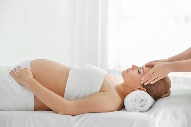 https://9thang10ngay.net/uploads/massage_phu_hop_khong_phu_hop_cho_me_bau_3_1_31deb9d7f0.jpg