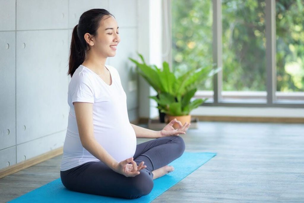 https://9thang10ngay.net/uploads/tap_yoga_co_anh_huong_den_viec_phat_trien_cua_thai_nhi_khong_cda289a48b.jpg